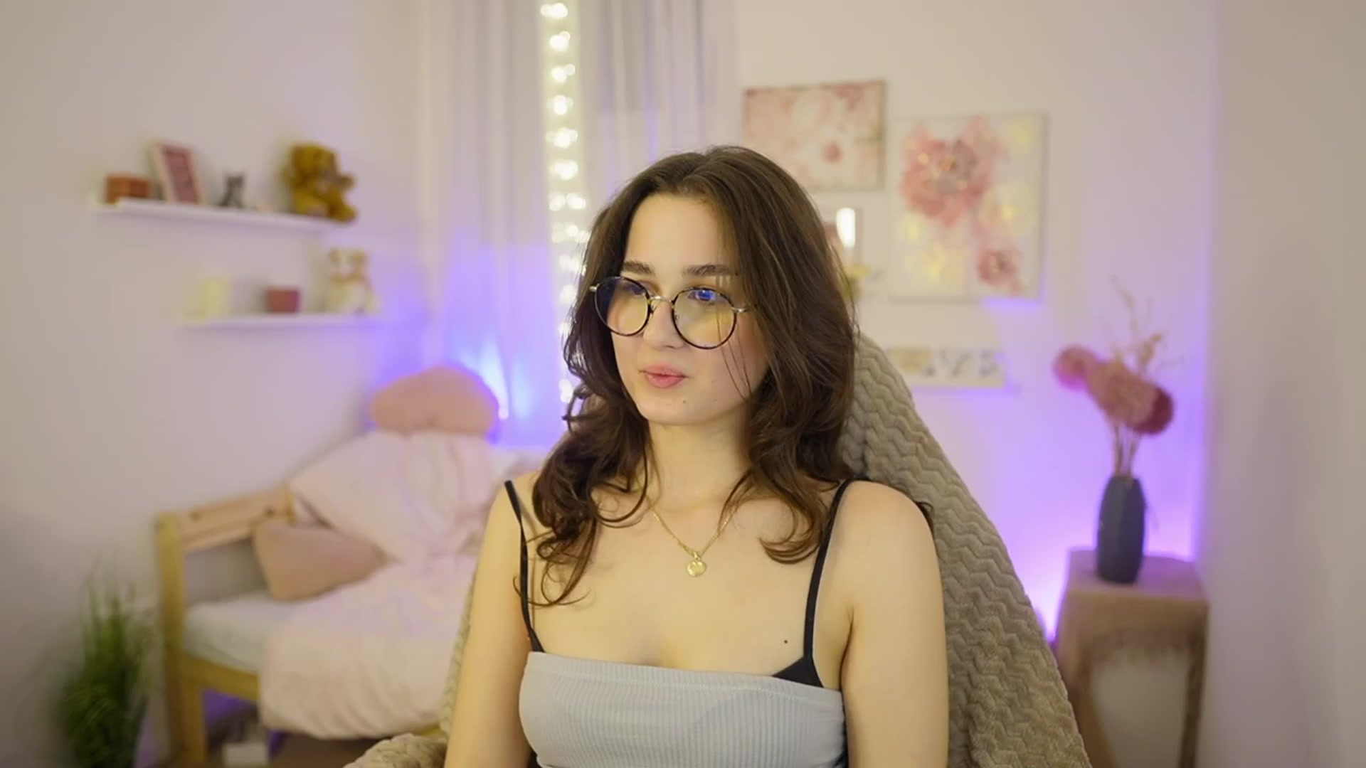 Gallery image thumbnail from Anita_Grey_'s myfreecams stream on, 02/26/2026, 22:23 image 14 of 20
