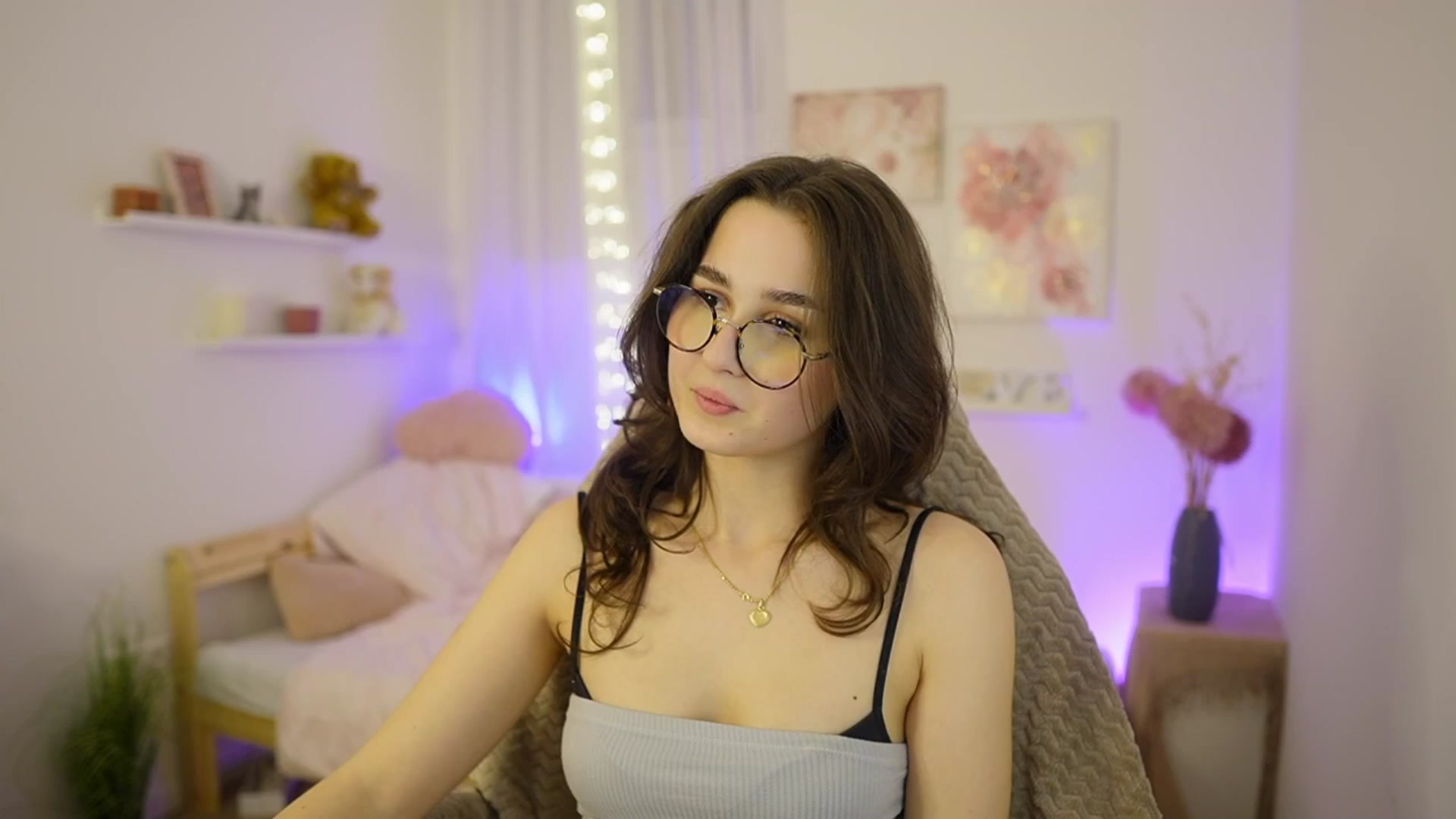 Gallery image thumbnail from Anita_Grey_'s myfreecams stream on, 02/26/2026, 22:23 image 7 of 20