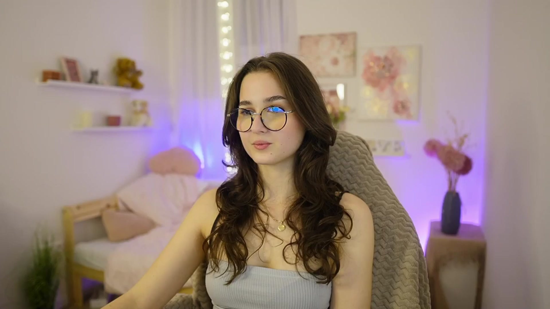 Gallery image thumbnail from Anita_Grey_'s myfreecams stream on, 02/26/2026, 23:51 image 5 of 20