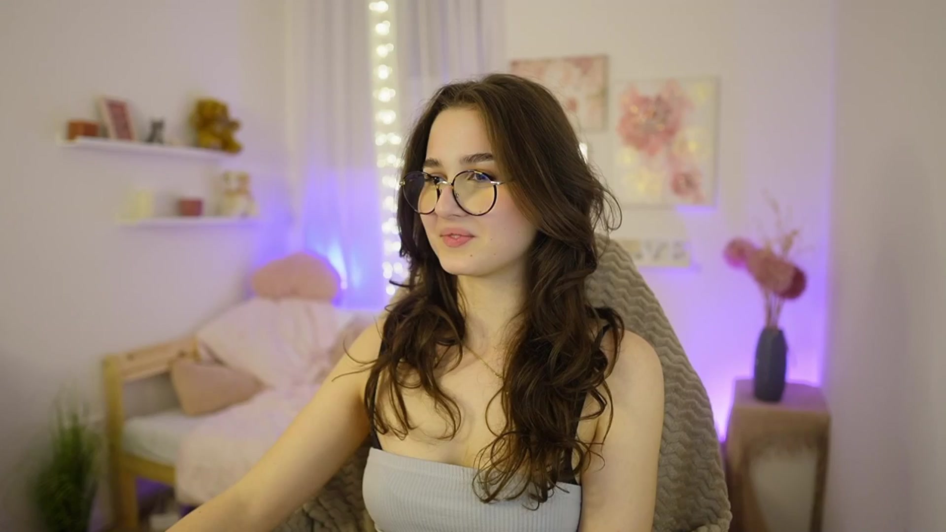 Gallery image thumbnail from Anita_Grey_'s myfreecams stream on, 02/26/2026, 23:51 image 12 of 20