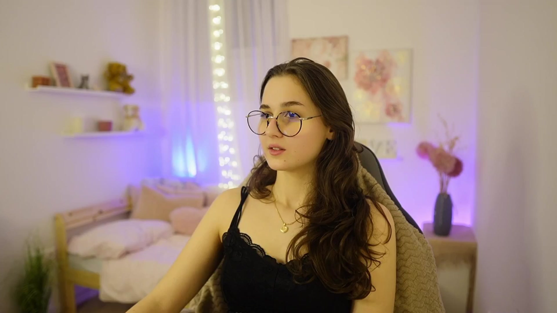 Gallery image thumbnail from Anita_Grey_'s myfreecams stream on, 02/28/2026, 21:08 image 15 of 20