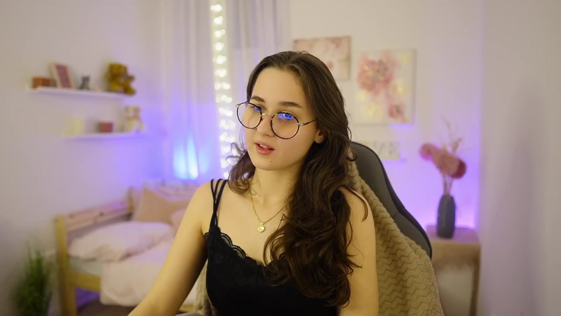 Gallery image thumbnail from Anita_Grey_'s myfreecams stream on, 02/28/2026, 21:08 image 18 of 20