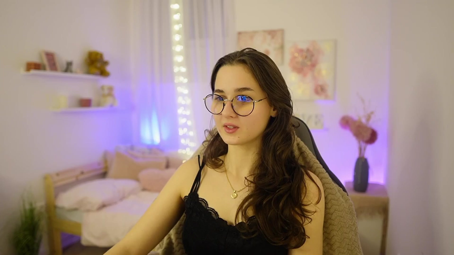 Gallery image thumbnail from Anita_Grey_'s myfreecams stream on, 02/28/2026, 21:08 image 16 of 20