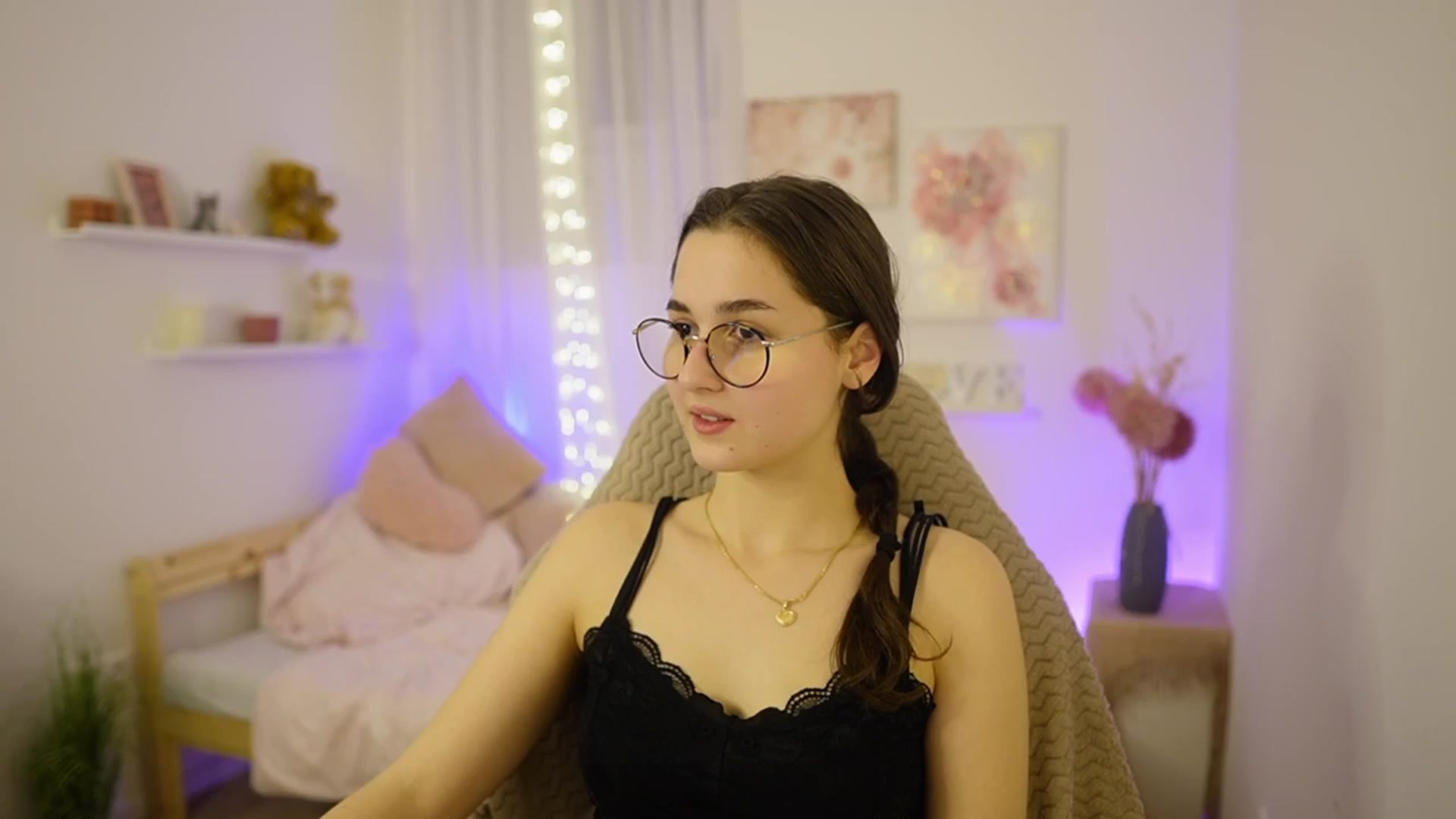 Gallery image thumbnail from Anita_Grey_'s myfreecams stream on, 02/28/2026, 21:38 image 4 of 20