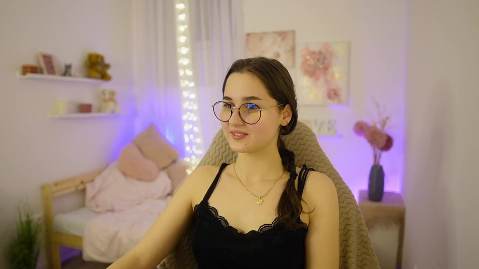 Gallery image thumbnail from Anita_Grey_'s myfreecams stream on, 02/28/2026, 21:38 image 3 of 20