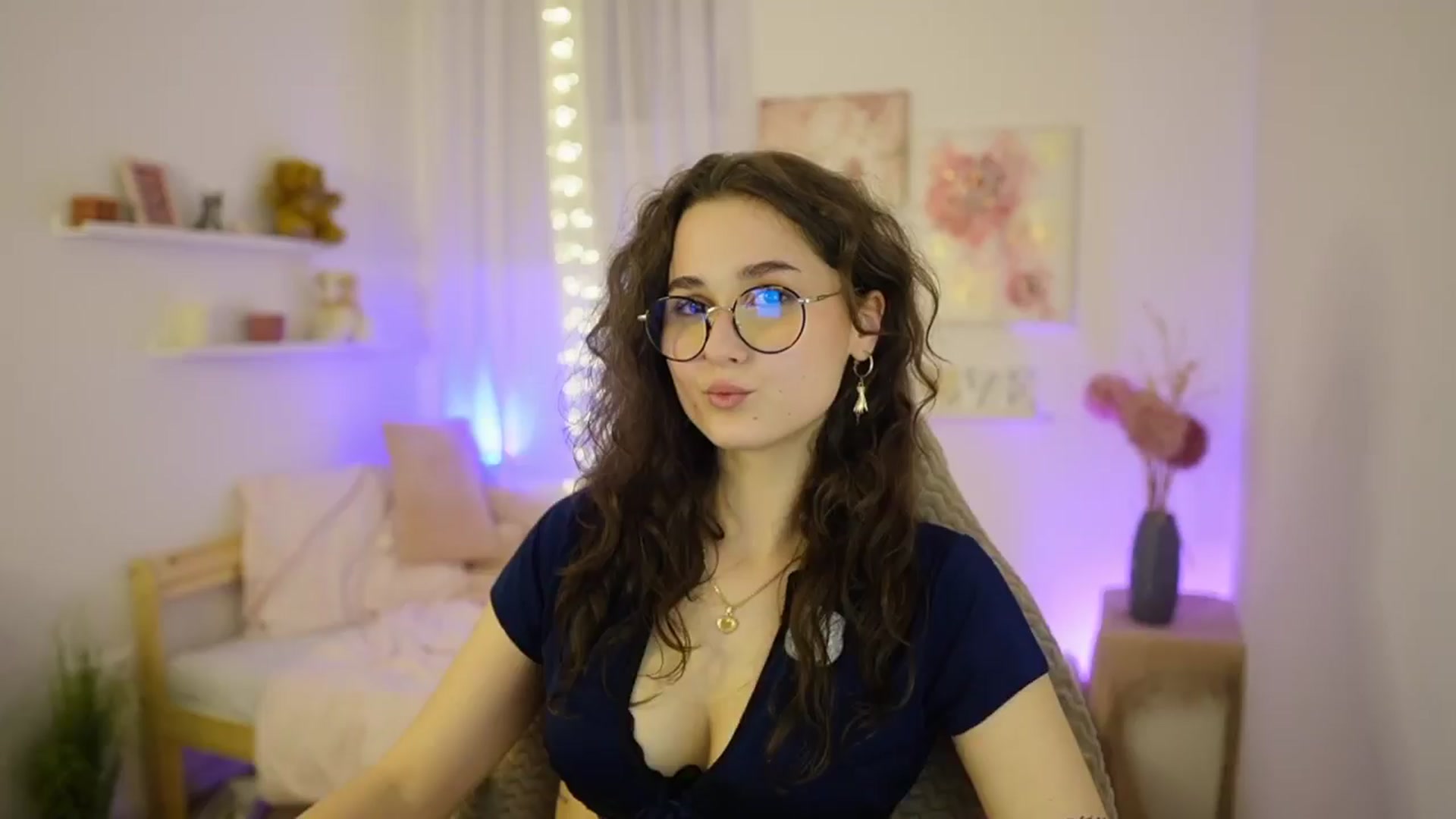 Gallery image thumbnail from Anita_Grey_'s myfreecams stream on, 03/01/2026, 20:18 image 3 of 20