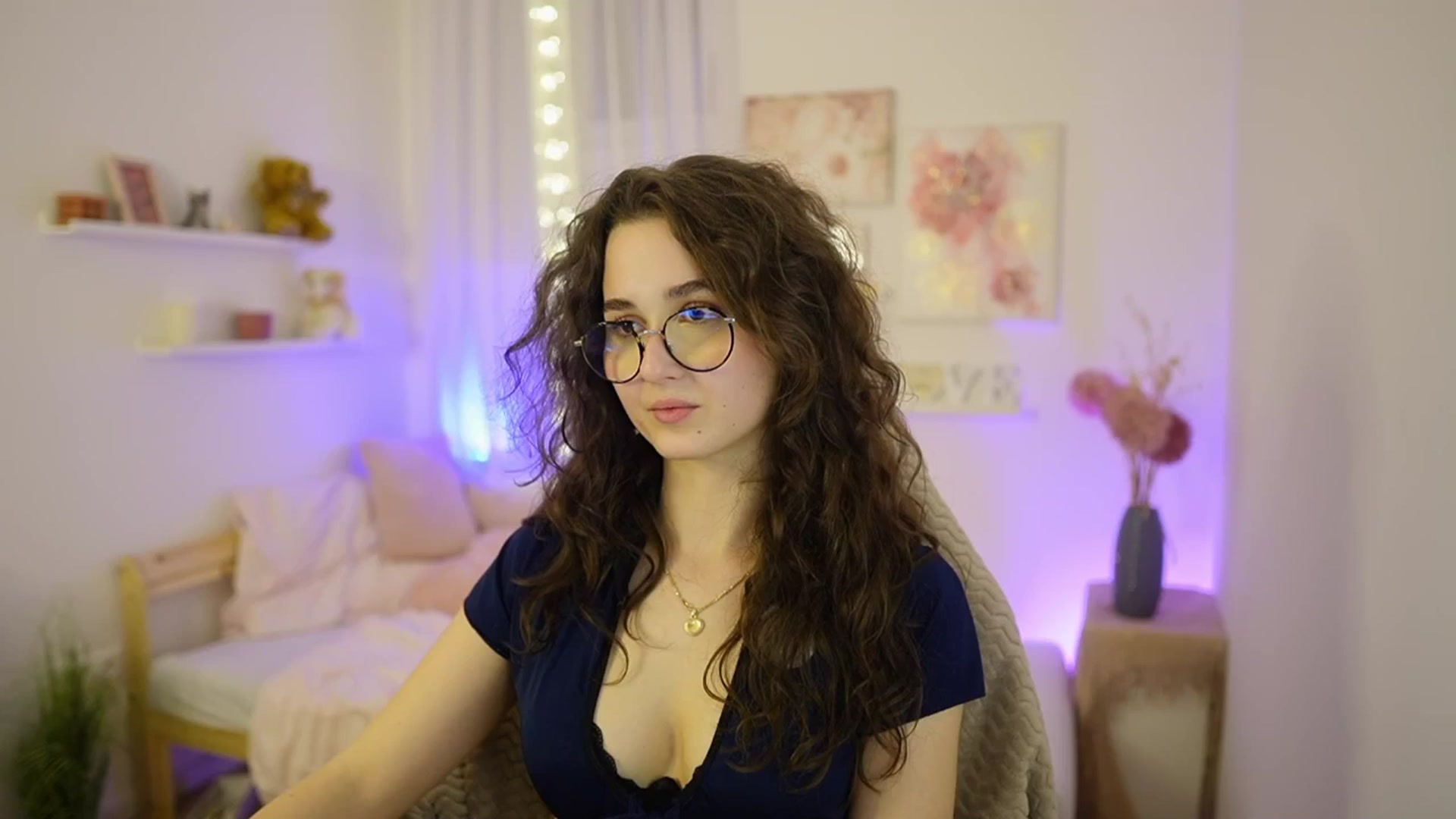 Gallery image thumbnail from Anita_Grey_'s myfreecams stream on, 03/02/2026, 24:16 image 14 of 20