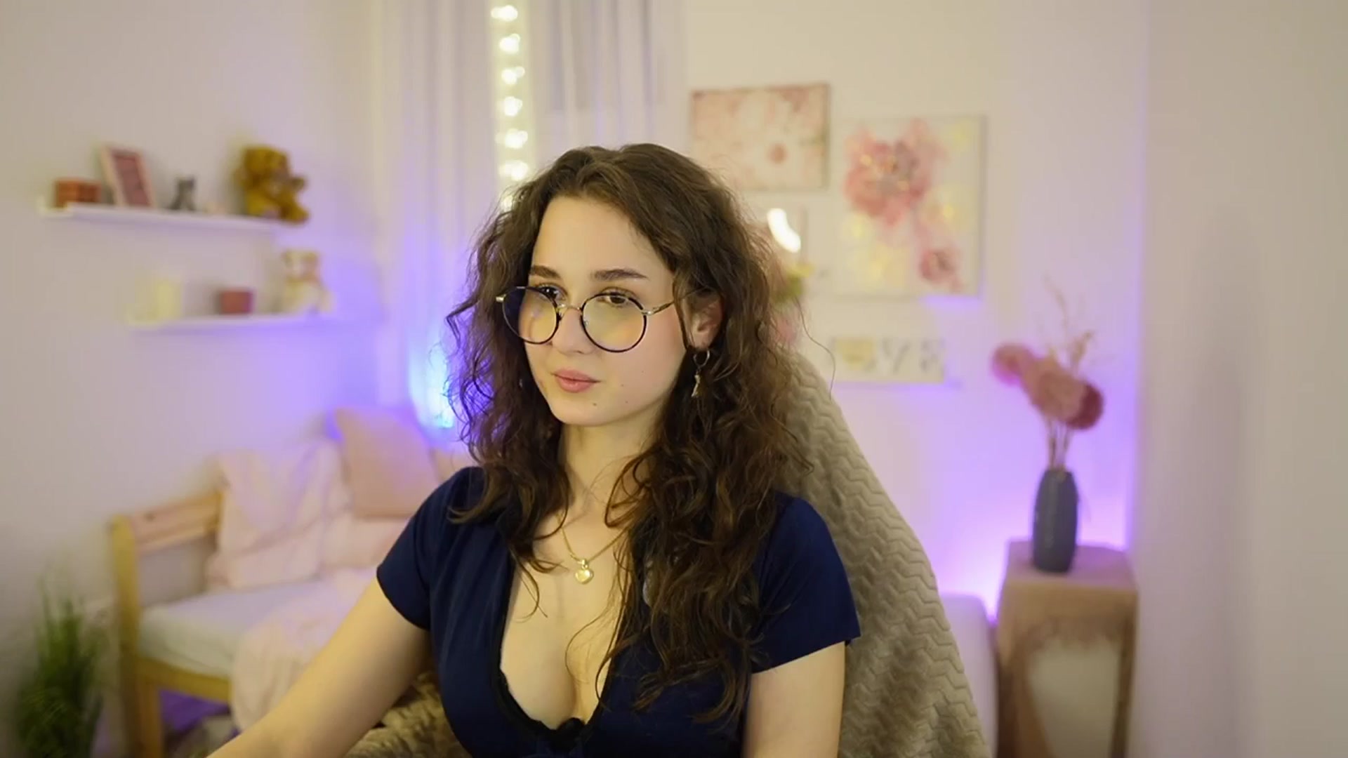 Gallery image thumbnail from Anita_Grey_'s myfreecams stream on, 03/02/2026, 24:16 image 1 of 20