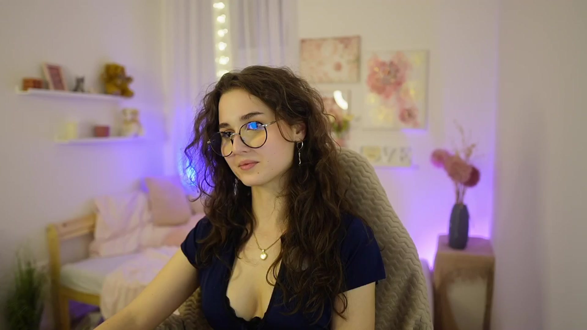 Gallery image thumbnail from Anita_Grey_'s myfreecams stream on, 03/02/2026, 24:16 image 16 of 20