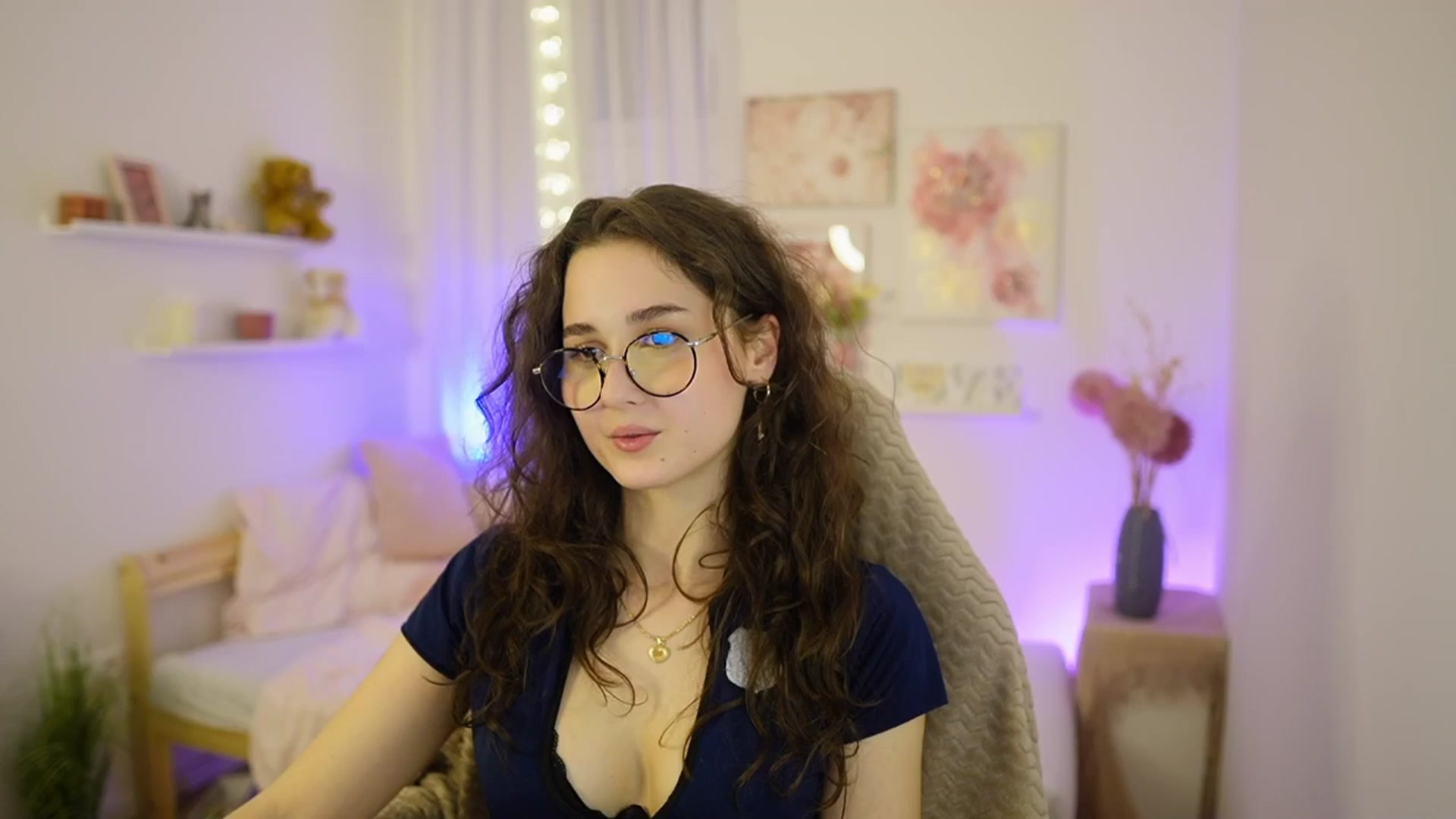 Gallery image thumbnail from Anita_Grey_'s myfreecams stream on, 03/02/2026, 24:16 image 2 of 20