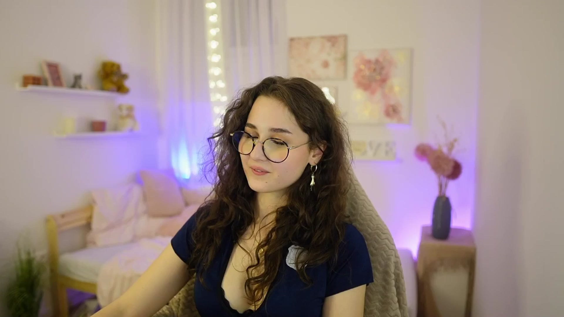 Gallery image thumbnail from Anita_Grey_'s myfreecams stream on, 03/02/2026, 24:16 image 4 of 20