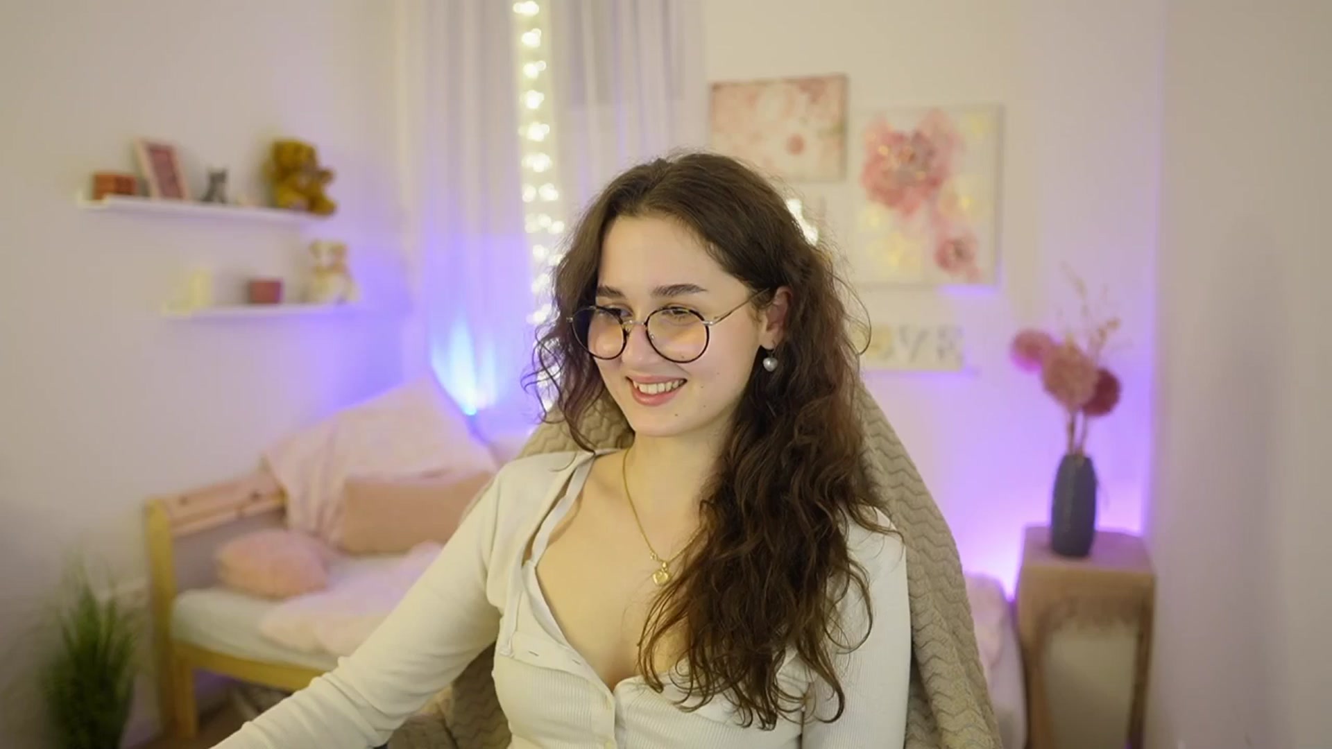 Gallery image thumbnail from Anita_Grey_'s myfreecams stream on, 03/03/2026, 21:39 image 1 of 20