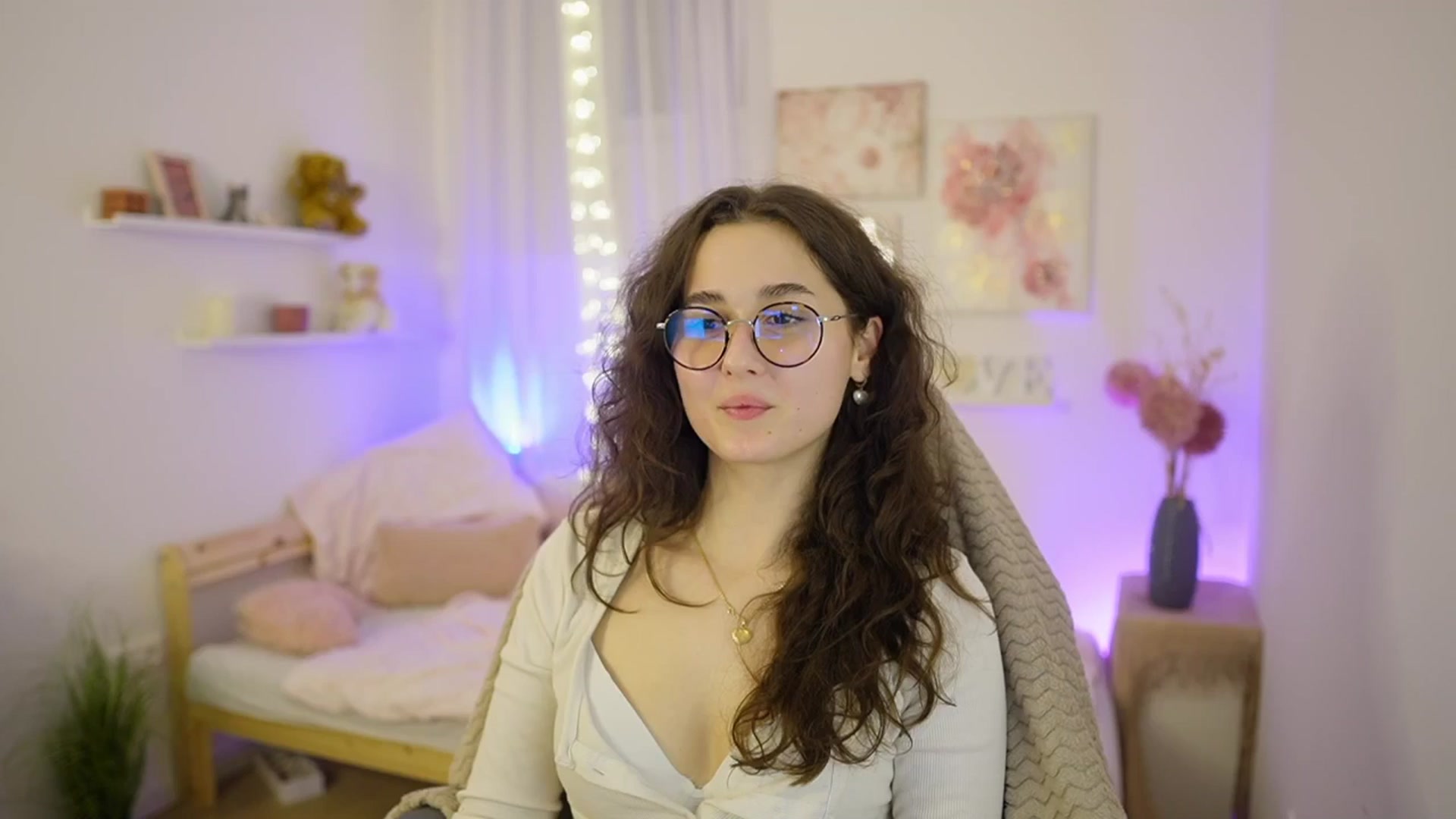 Gallery image thumbnail from Anita_Grey_'s myfreecams stream on, 03/03/2026, 21:39 image 20 of 20