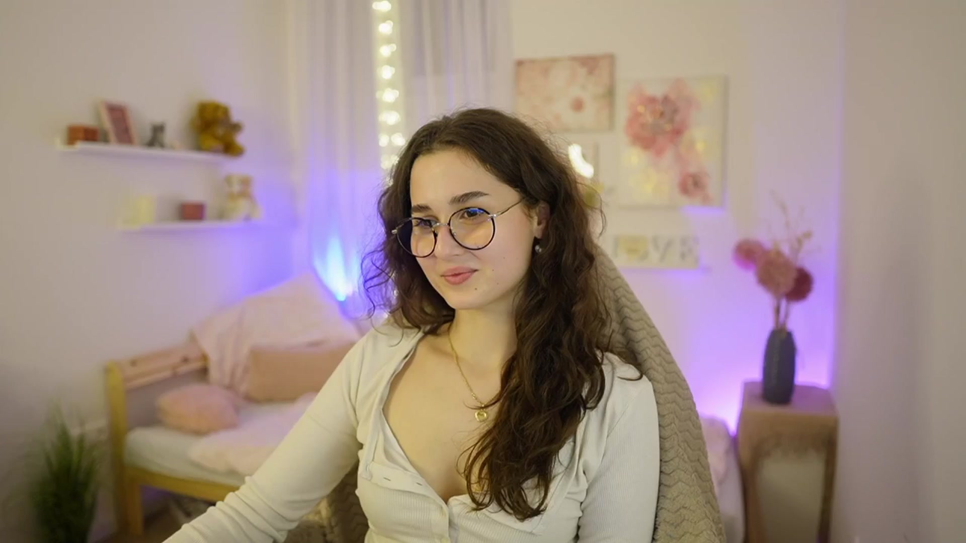 Gallery image thumbnail from Anita_Grey_'s myfreecams stream on, 03/03/2026, 21:39 image 8 of 20