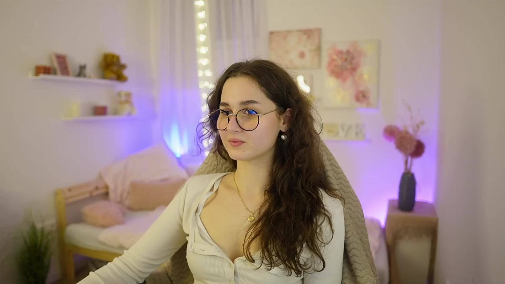 Gallery image thumbnail from Anita_Grey_'s myfreecams stream on, 03/03/2026, 21:39 image 2 of 20