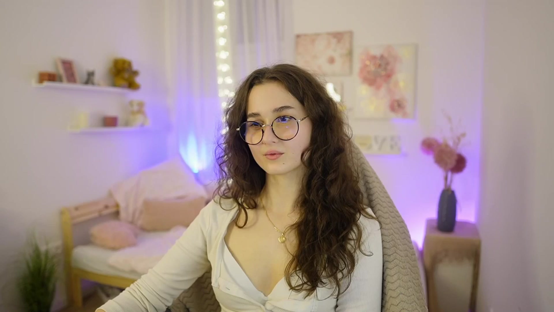 Gallery image thumbnail from Anita_Grey_'s myfreecams stream on, 03/03/2026, 21:39 image 16 of 20