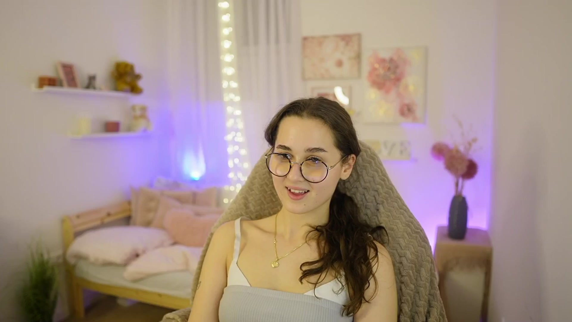 Gallery image thumbnail from Anita_Grey_'s myfreecams stream on, 03/05/2026, 24:07 image 20 of 20