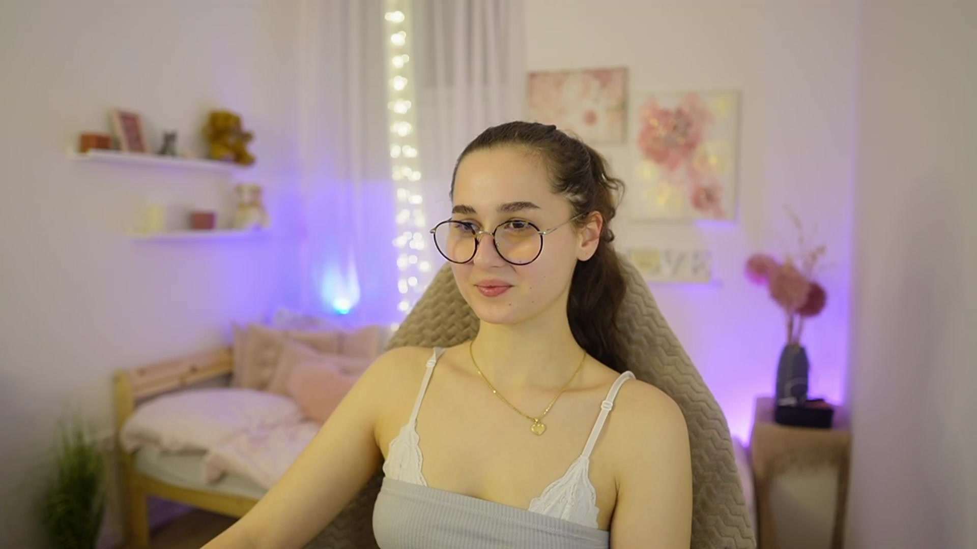 Gallery image thumbnail from Anita_Grey_'s myfreecams stream on, 03/05/2026, 21:16 image 5 of 20