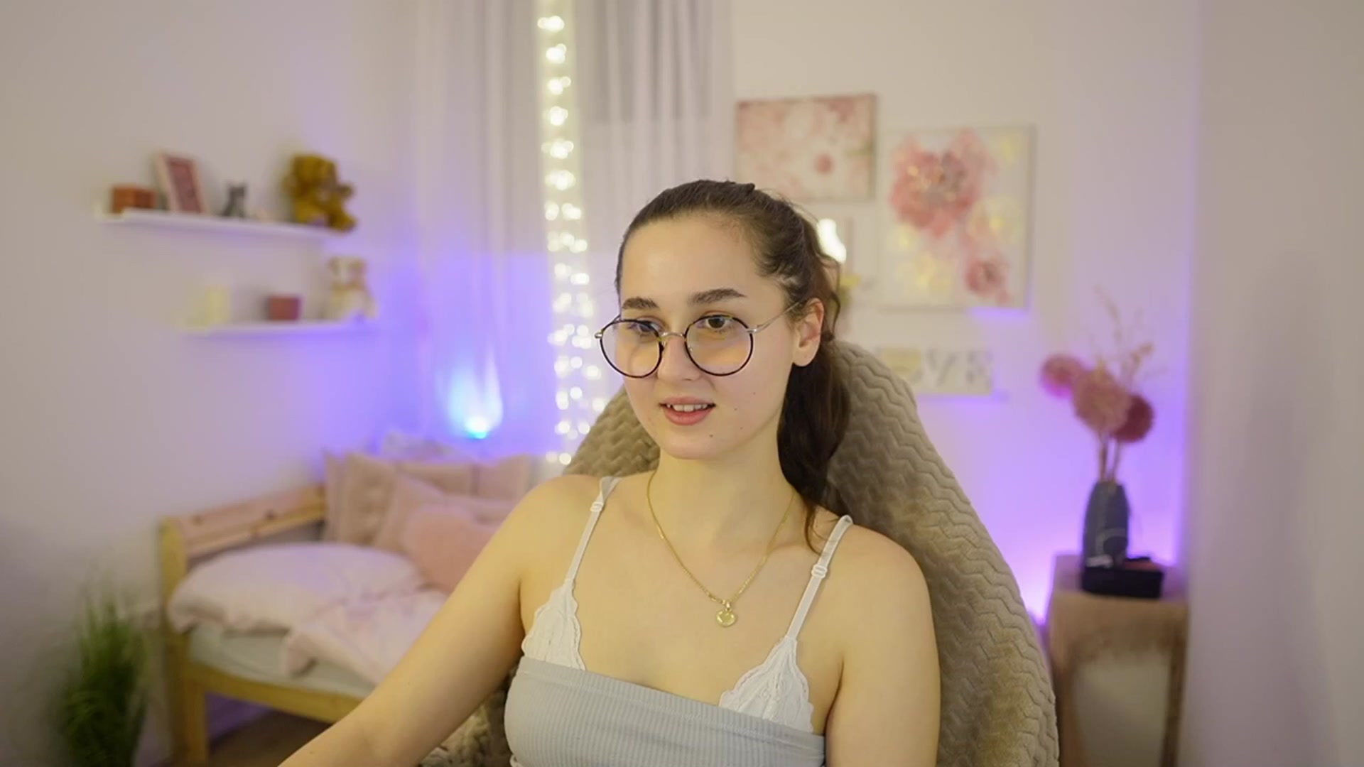 Gallery image thumbnail from Anita_Grey_'s myfreecams stream on, 03/05/2026, 21:16 image 11 of 20