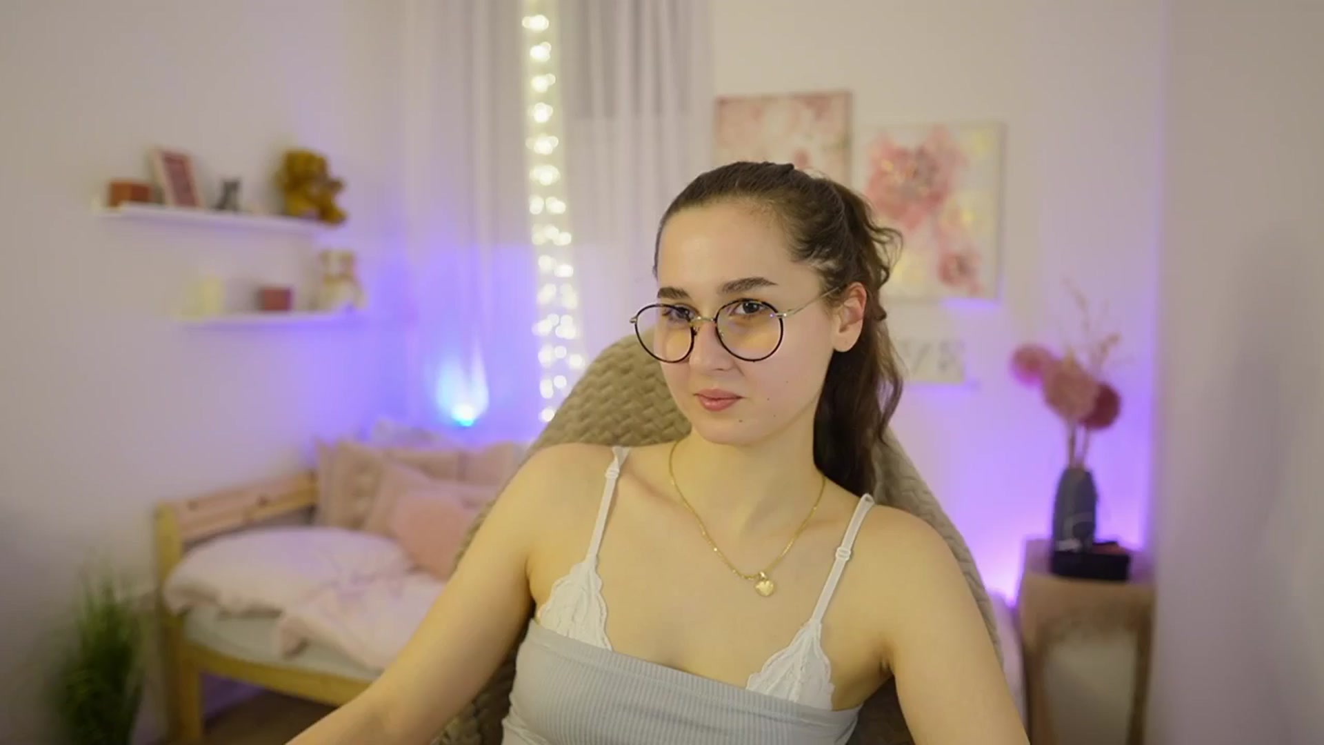 Gallery image thumbnail from Anita_Grey_'s myfreecams stream on, 03/05/2026, 21:16 image 8 of 20
