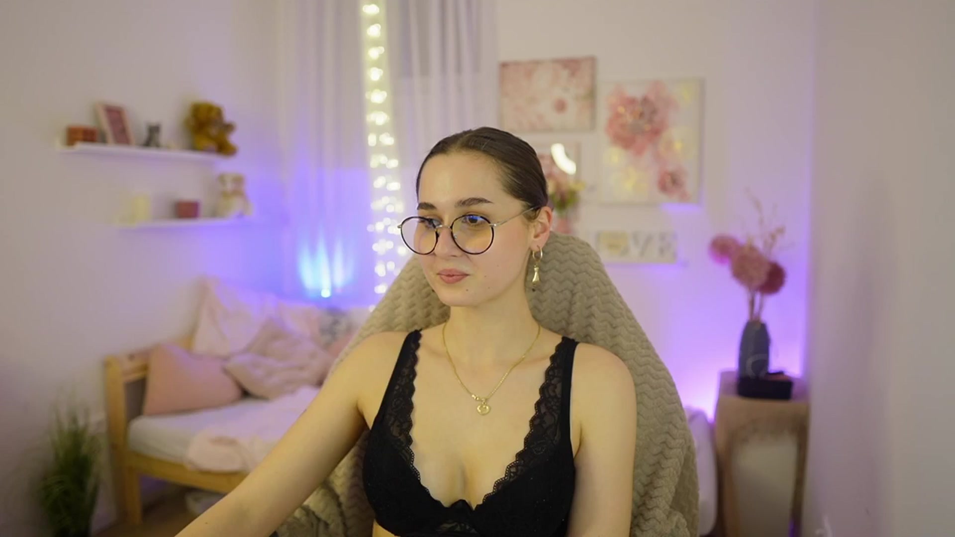 Gallery image thumbnail from Anita_Grey_'s myfreecams stream on, 03/07/2026, 23:49 image 12 of 20
