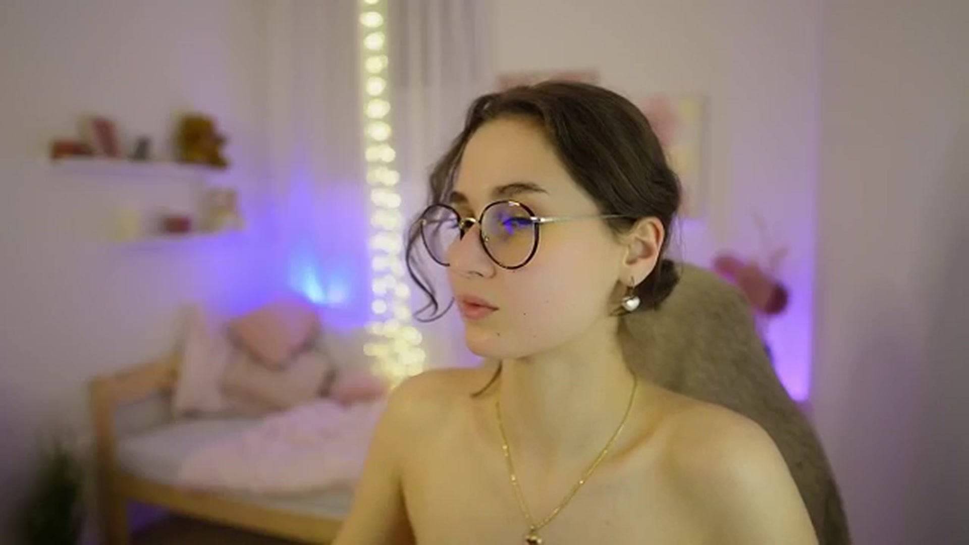 Gallery image thumbnail from Anita_Grey_'s myfreecams stream on, 03/10/2026, 21:56 image 19 of 20