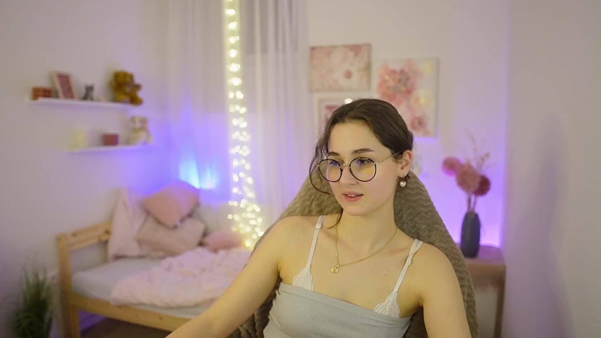 Gallery image thumbnail from Anita_Grey_'s myfreecams stream on, 03/11/2026, 24:00 image 12 of 20