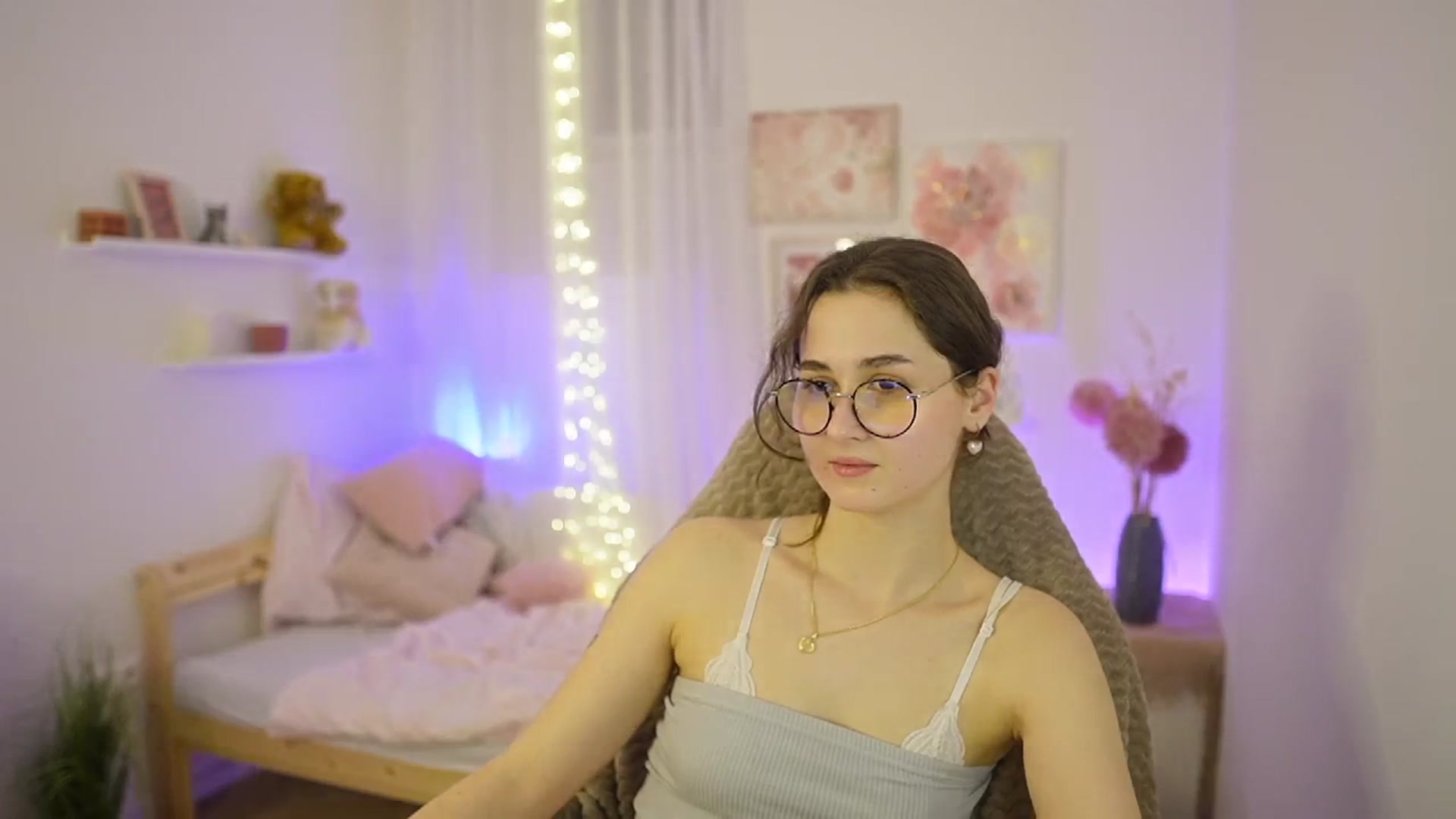 Gallery image thumbnail from Anita_Grey_'s myfreecams stream on, 03/11/2026, 24:00 image 10 of 20