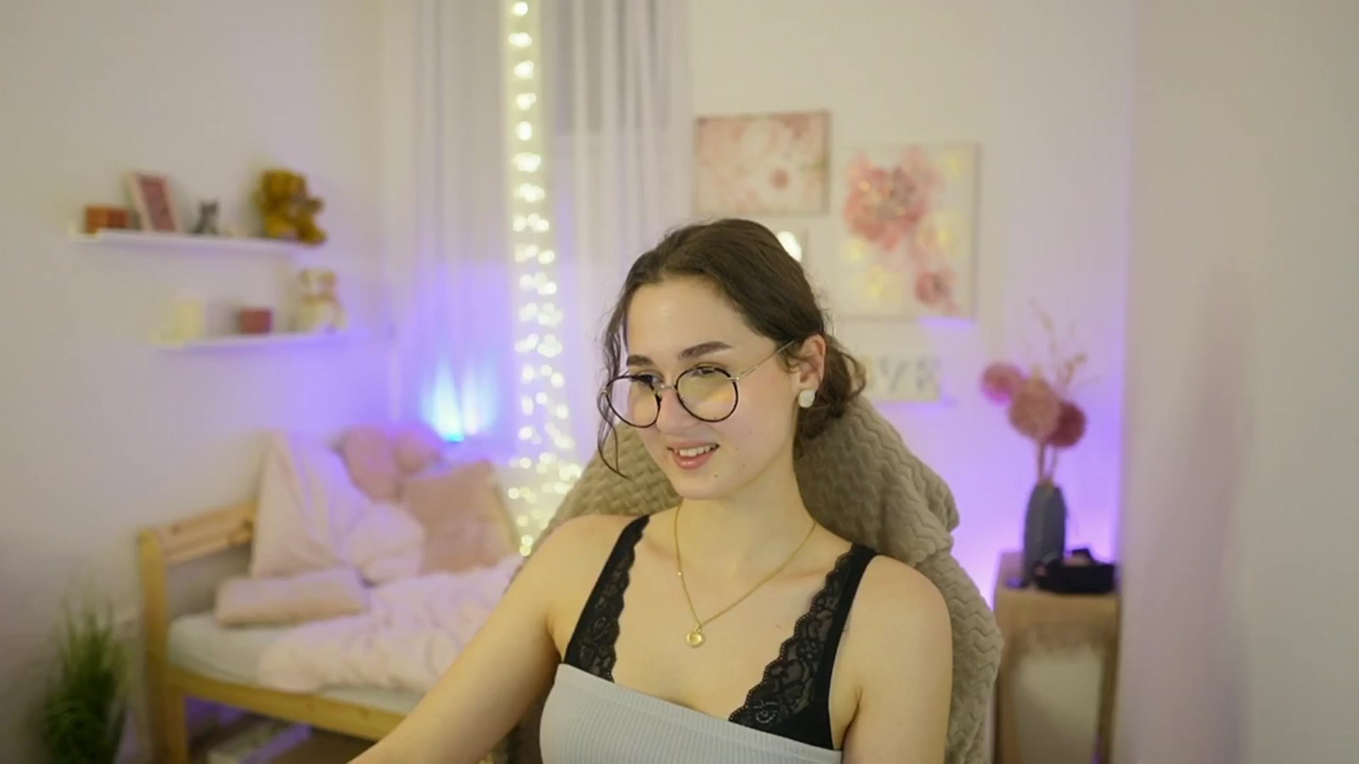 Gallery image thumbnail from Anita_Grey_'s myfreecams stream on, 03/11/2026, 21:42 image 1 of 20
