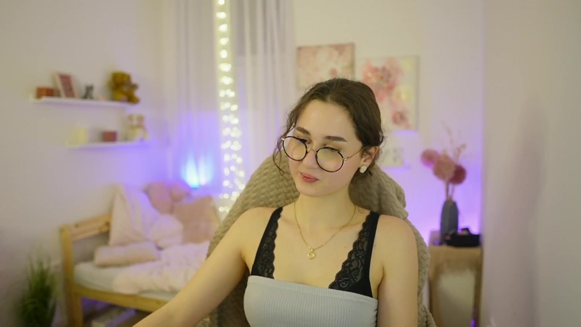 Gallery image thumbnail from Anita_Grey_'s myfreecams stream on, 03/11/2026, 21:42 image 6 of 20