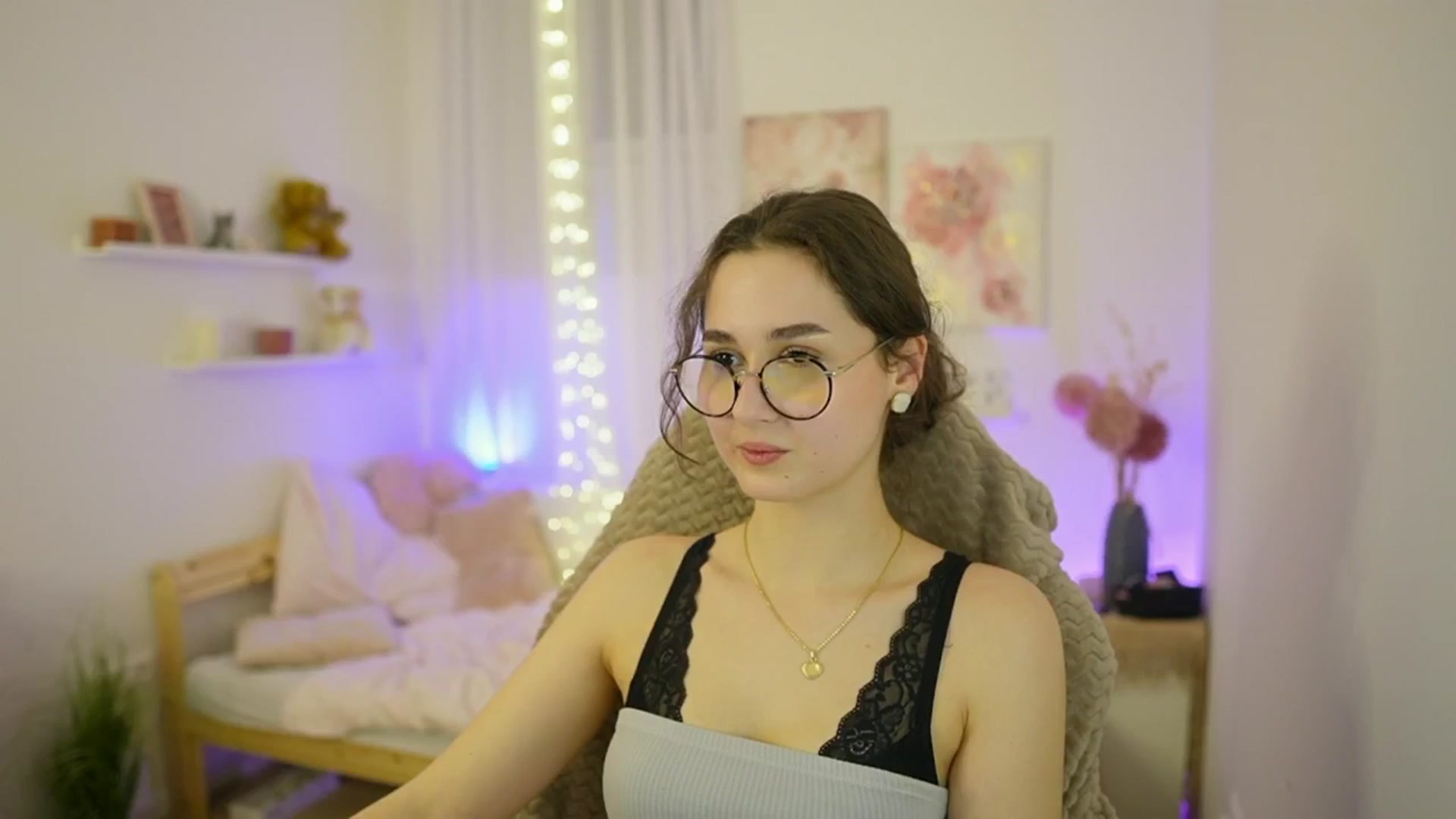 Gallery image thumbnail from Anita_Grey_'s myfreecams stream on, 03/11/2026, 21:42 image 19 of 20