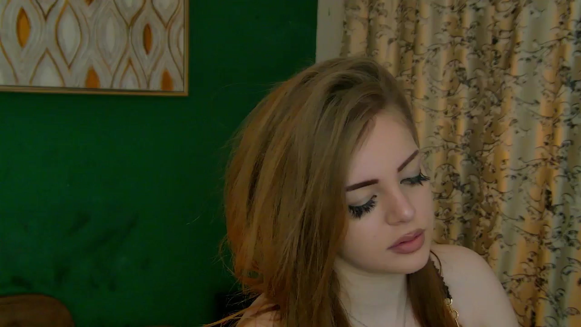 Gallery image thumbnail from AnjelinaPoem's myfreecams stream on, 04/22/2025, 01:33 image 4 of 20