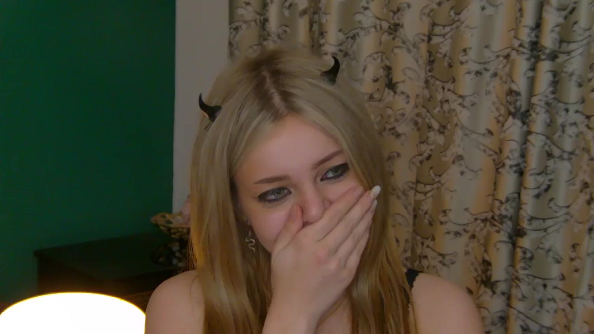 Gallery image thumbnail from AnjelinaPoem's myfreecams stream on, 05/27/2025, 01:26 image 2 of 20