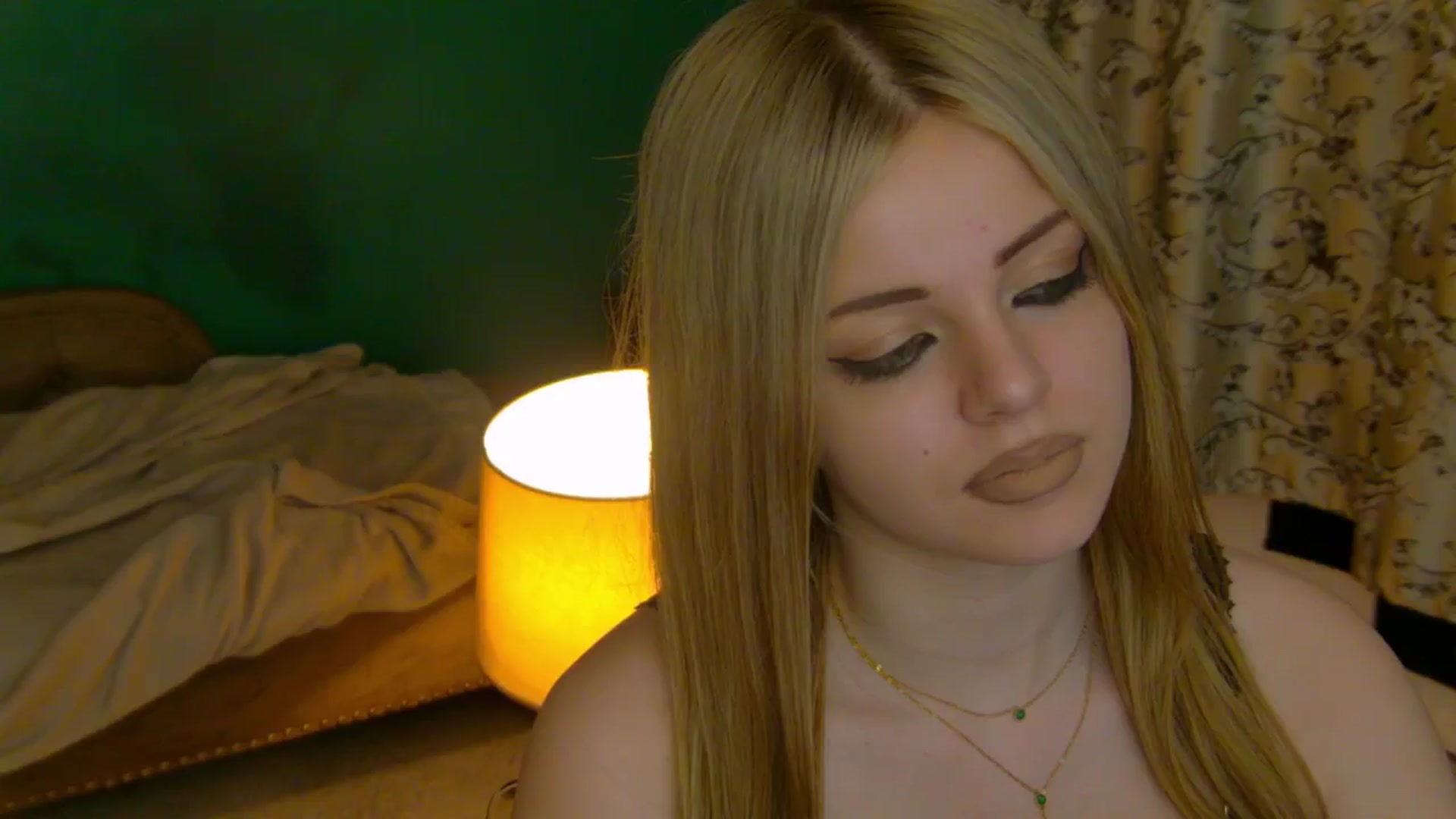 Gallery image thumbnail from AnjelinaPoem's myfreecams stream on, 06/03/2025, 01:57 image 20 of 20