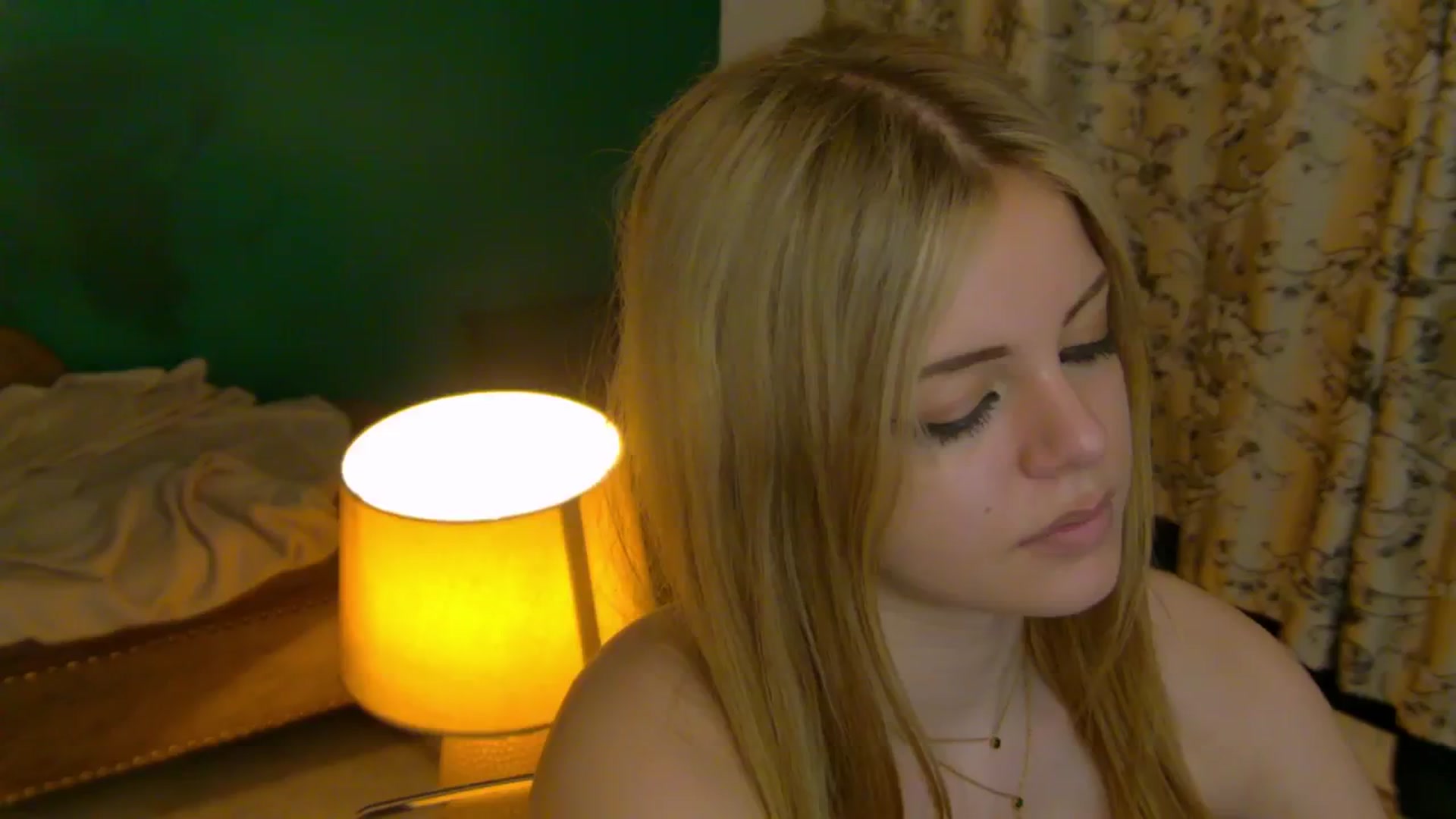Gallery image thumbnail from AnjelinaPoem's myfreecams stream on, 06/03/2025, 01:57 image 7 of 20