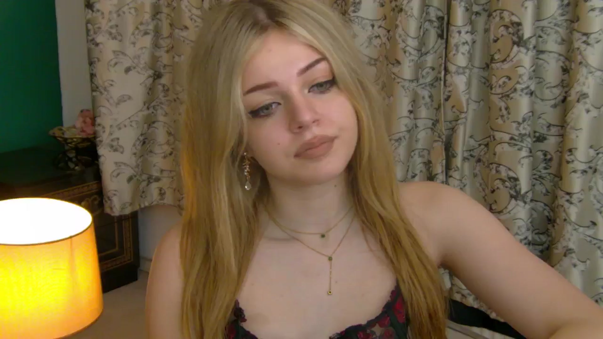 Gallery image thumbnail from AnjelinaPoem's myfreecams stream on, 06/09/2025, 23:13 image 14 of 20