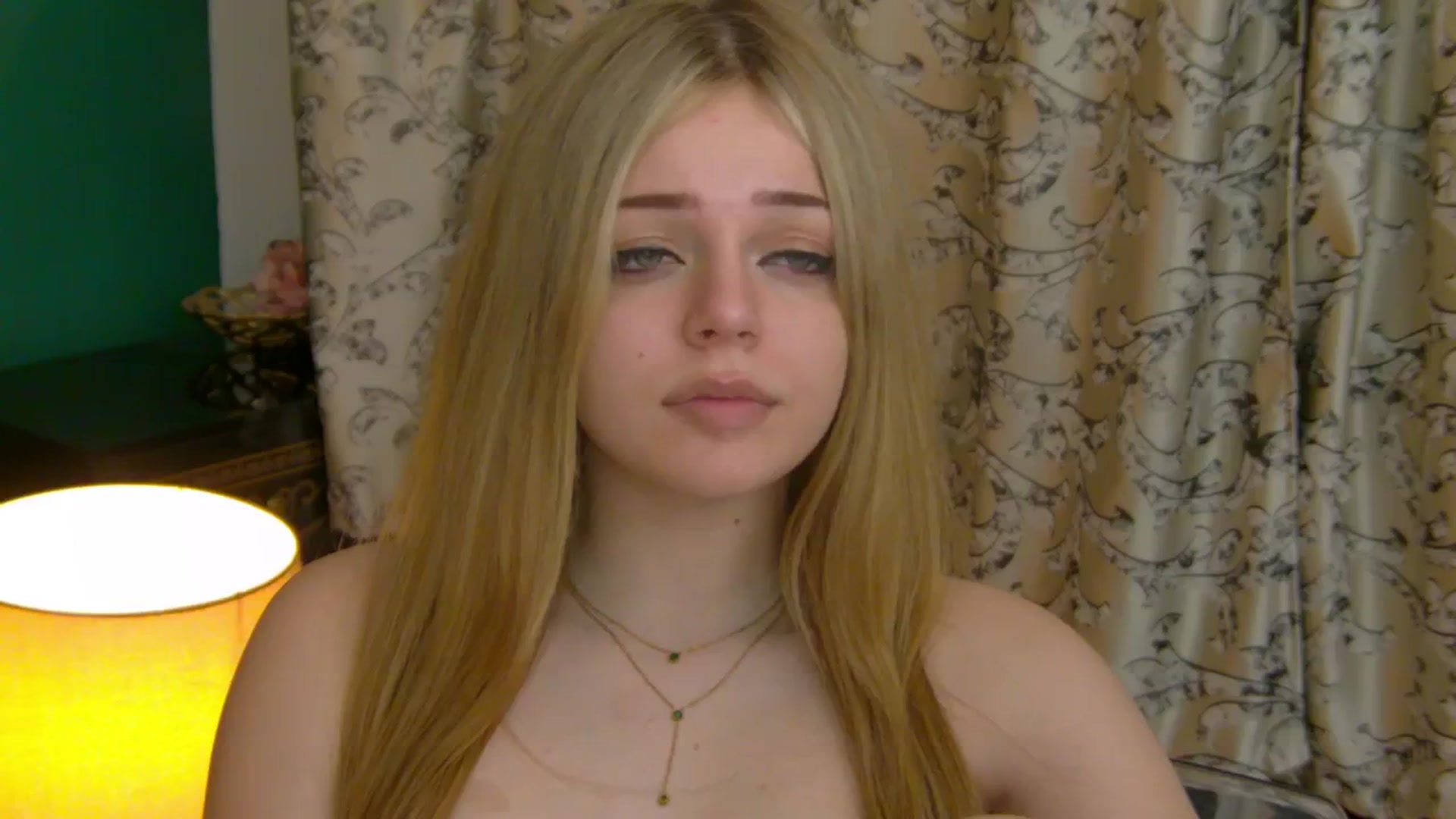 Gallery image thumbnail from AnjelinaPoem's myfreecams stream on, 06/10/2025, 02:29 image 8 of 20