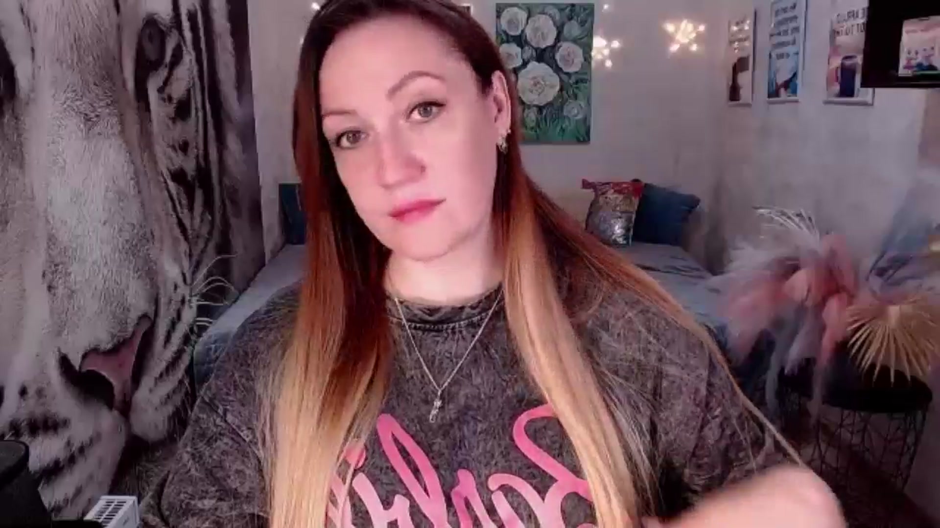 Gallery image thumbnail from AnkaSweet's myfreecams stream on, 05/20/2024, 14:56 image 17 of 20