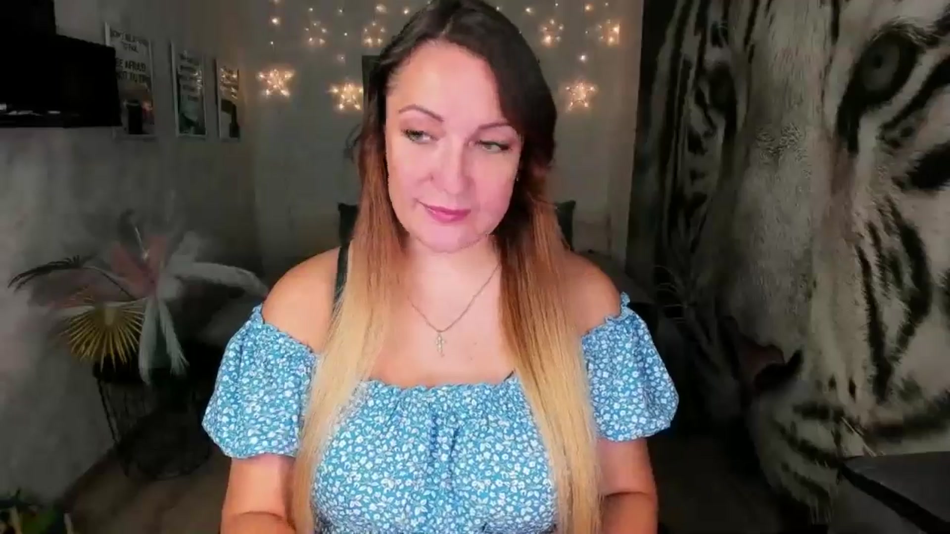 Gallery image thumbnail from AnkaSweet's myfreecams stream on, 08/21/2024, 13:30 image 16 of 20