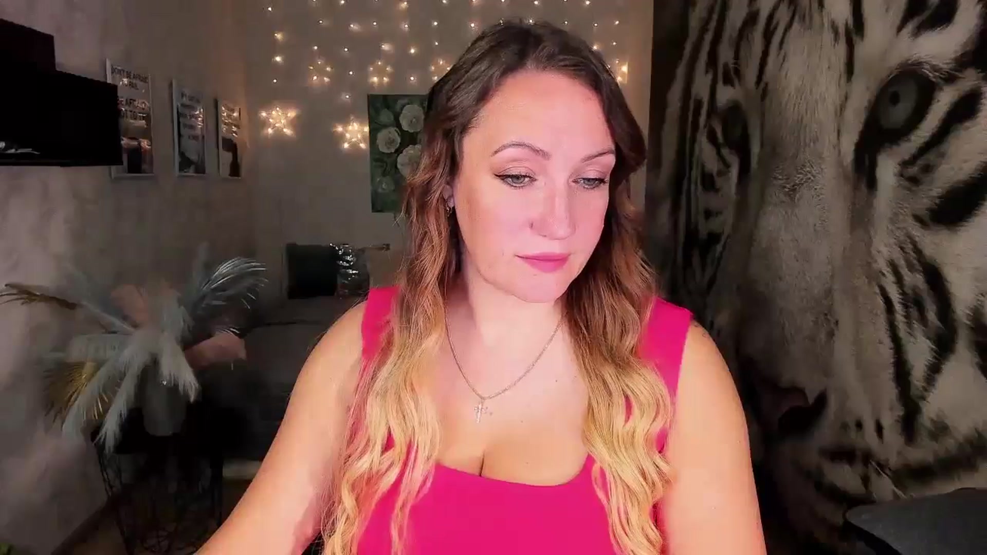 Gallery image thumbnail from AnkaSweet's myfreecams stream on, 08/23/2024, 18:58 image 2 of 20