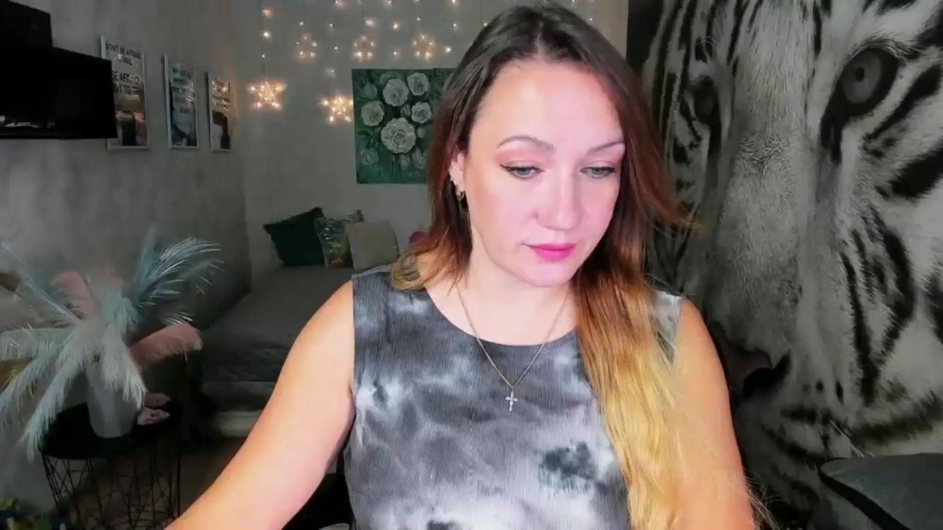 Gallery image thumbnail from AnkaSweet's myfreecams stream on, 08/27/2024, 08:07 image 18 of 20