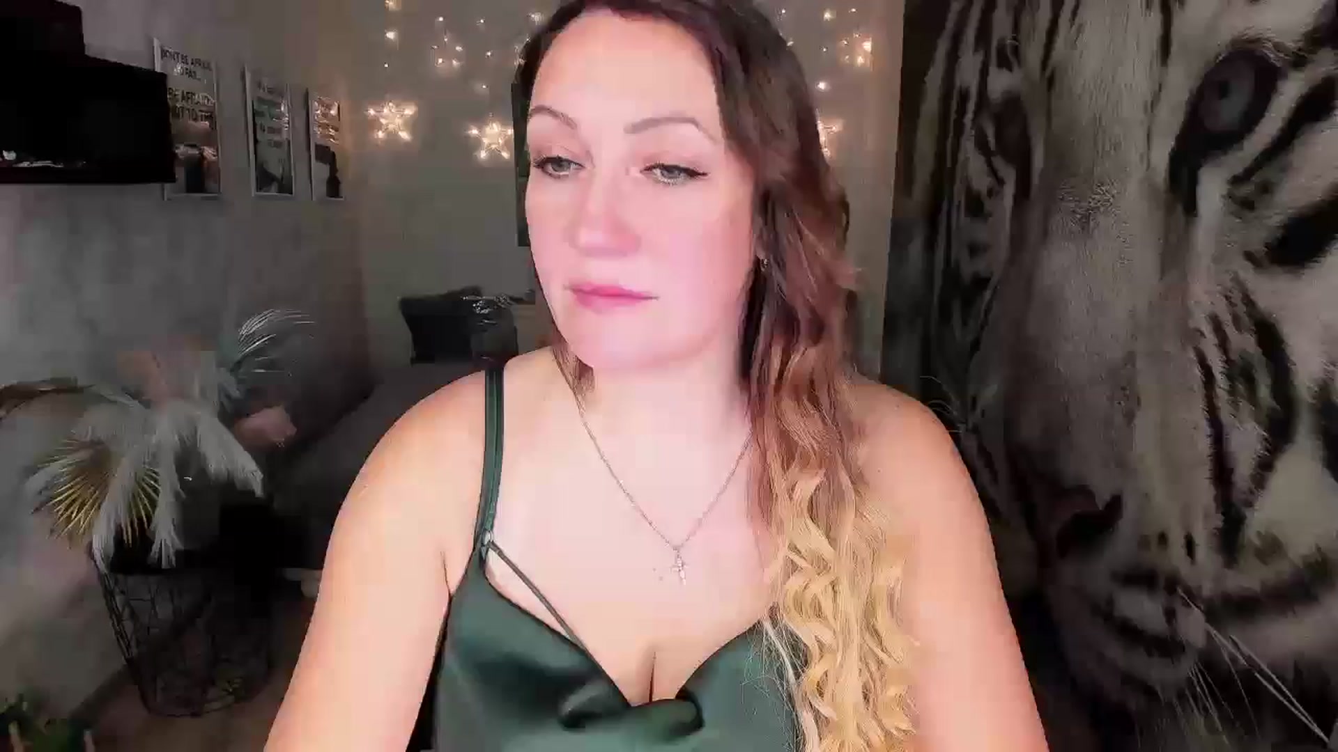 Gallery image thumbnail from AnkaSweet's myfreecams stream on, 08/31/2024, 19:49 image 1 of 20