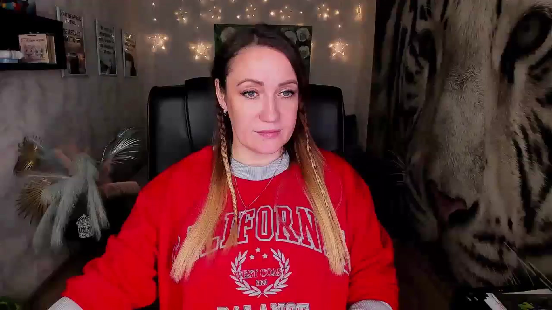 Gallery image thumbnail from AnkaSweet's myfreecams stream on, 10/26/2024, 18:32 image 3 of 20
