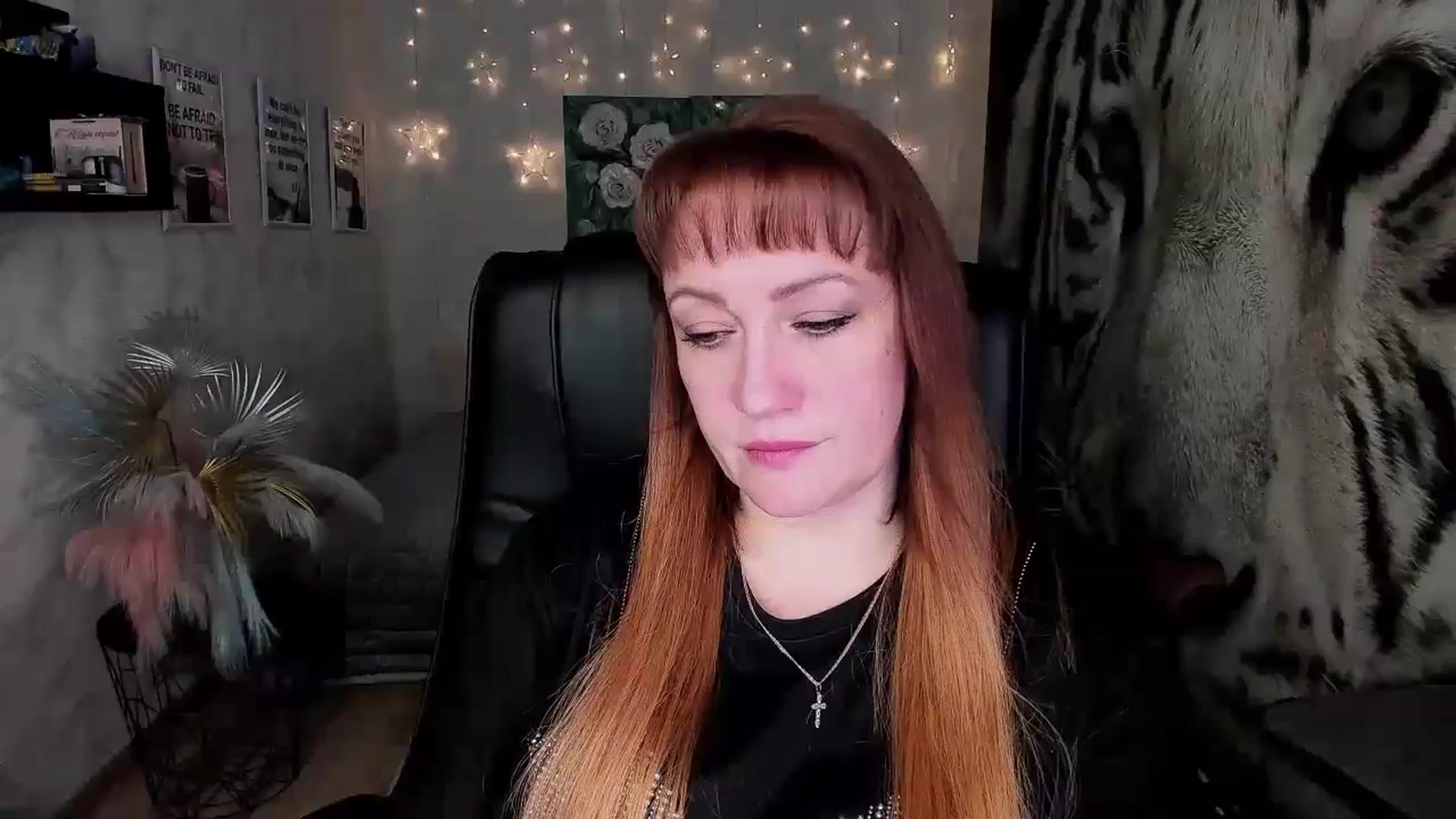Gallery image thumbnail from AnkaSweet's myfreecams stream on, 11/08/2024, 21:21 image 12 of 20