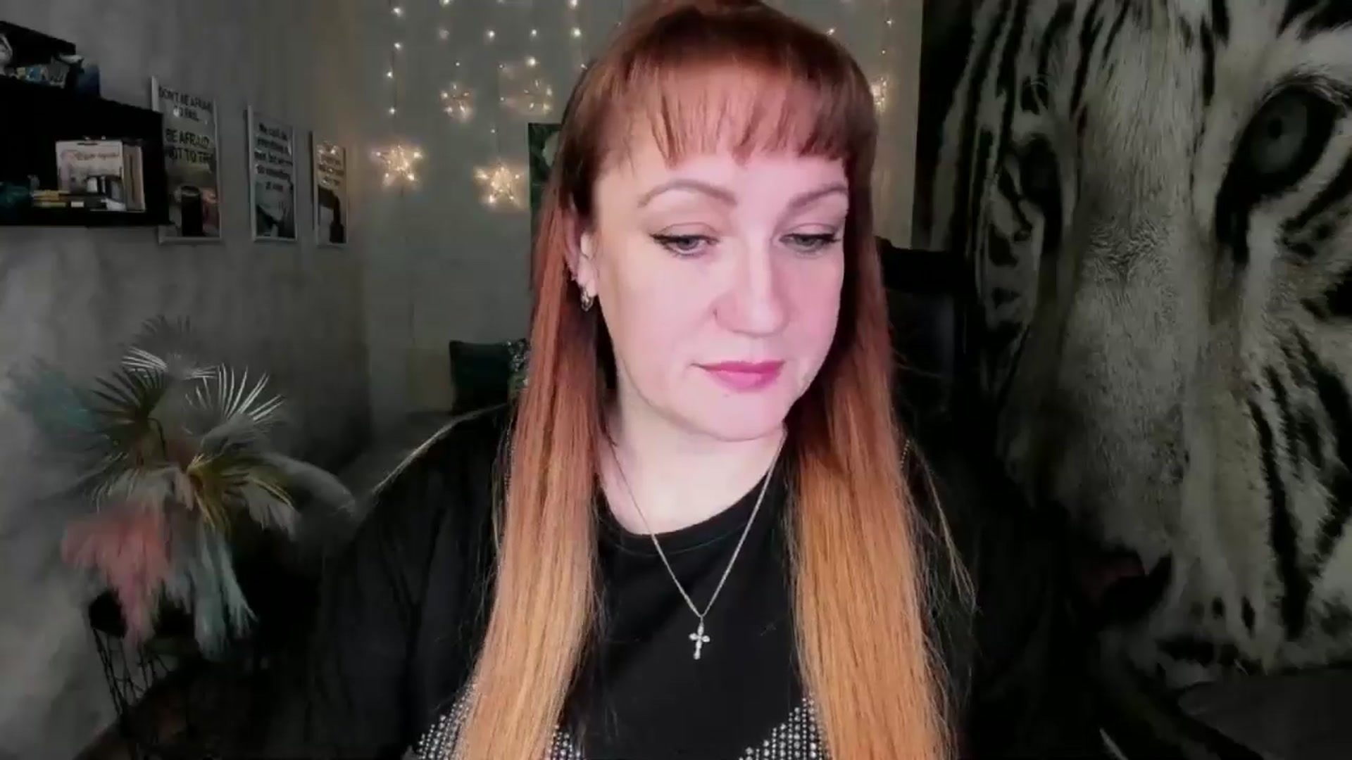 Gallery image thumbnail from AnkaSweet's myfreecams stream on, 11/08/2024, 21:21 image 3 of 20