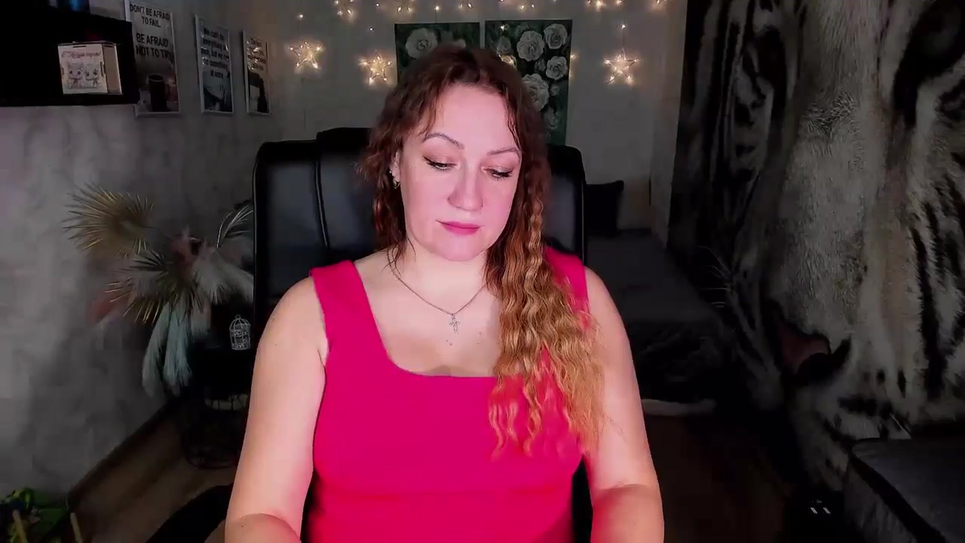 Gallery image thumbnail from AnkaSweet's myfreecams stream on, 11/26/2024, 20:13 image 9 of 20
