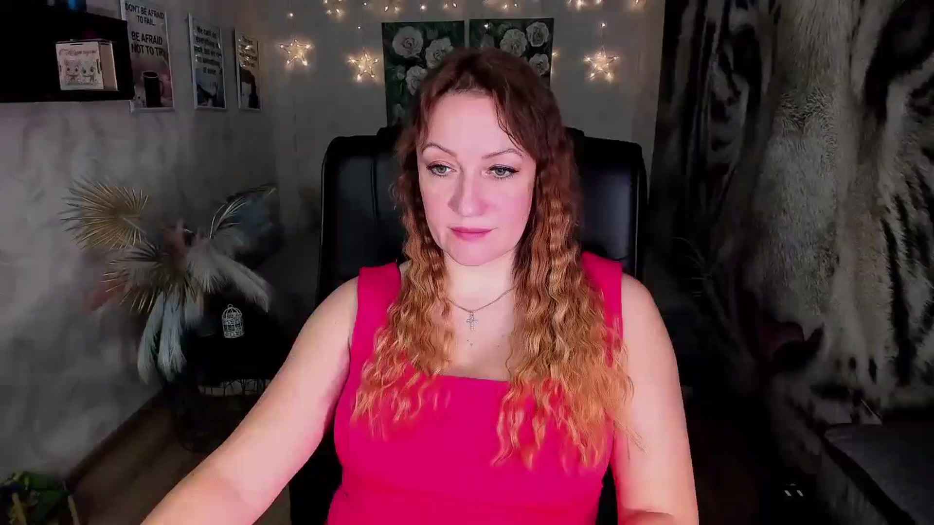 Gallery image thumbnail from AnkaSweet's myfreecams stream on, 11/26/2024, 20:25 image 3 of 20