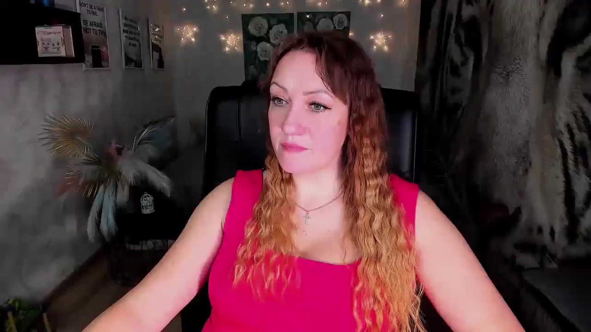 Gallery image thumbnail from AnkaSweet's myfreecams stream on, 11/26/2024, 20:25 image 15 of 20