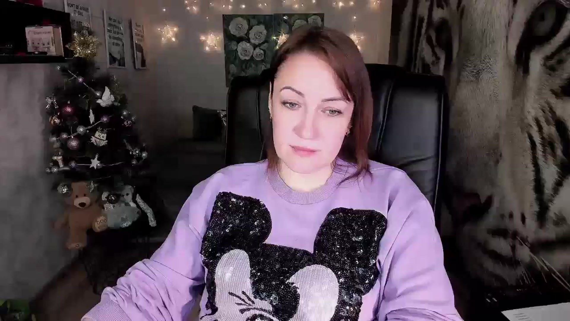 Gallery image thumbnail from AnkaSweet's myfreecams stream on, 12/19/2024, 16:50 image 7 of 20