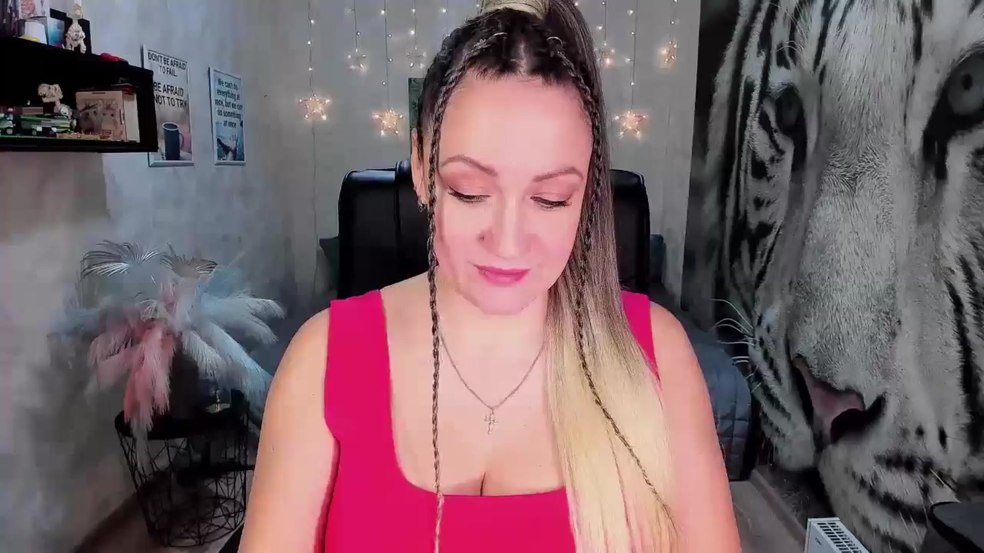 Gallery image thumbnail from AnkaSweet's myfreecams stream on, 02/15/2025, 19:31 image 20 of 20